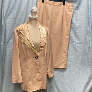 Capri size 16 Chic Cream peach Pencil Skirt set dressy mother of the bride beads